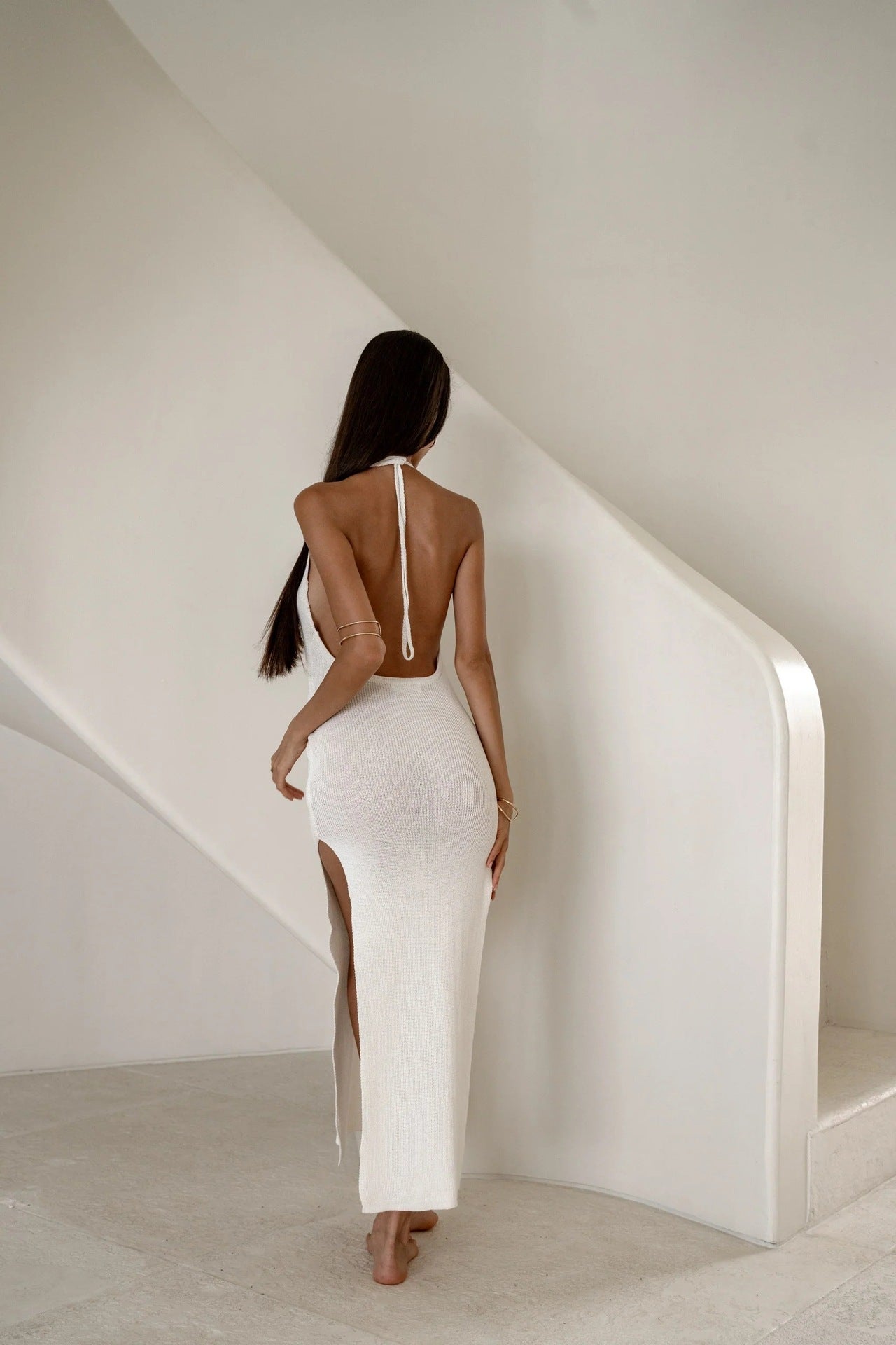 Elegantes Strick-Maxikleid mit Beinschlitz & Rückenausschnitt
